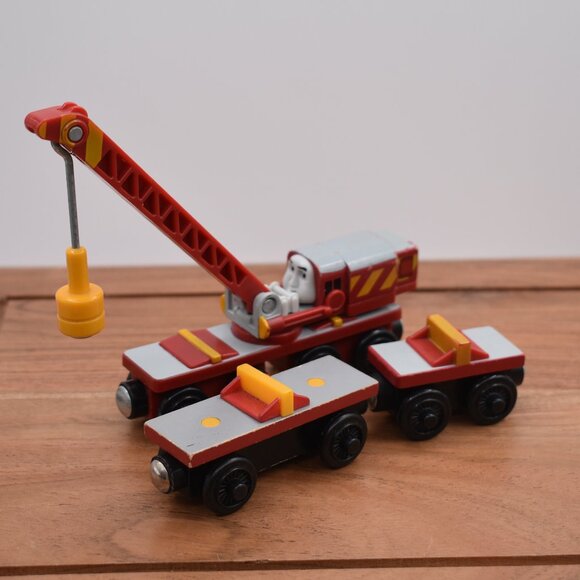 Rocky Magnetic Crane Front and Back Cars Thomas & Friends Wooden Railway… - Picture 2 of 9